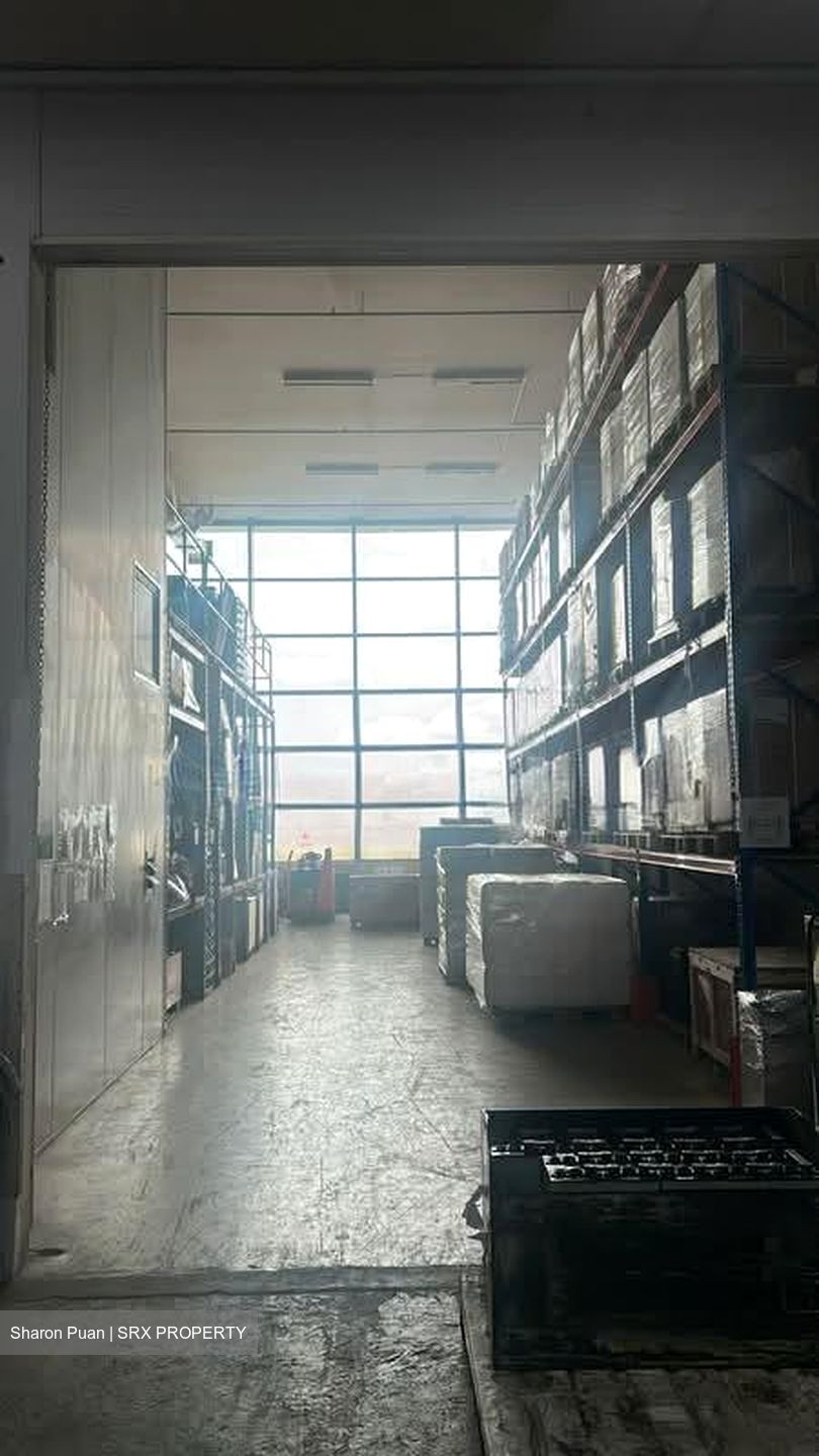 Enterprise Hub (D22), Factory #580606441